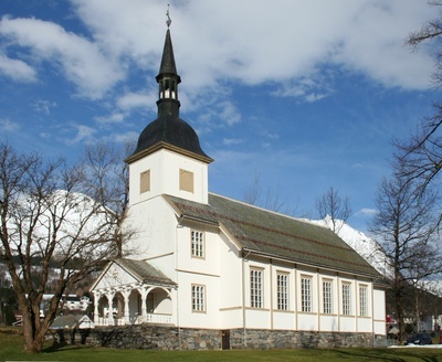 ÅRSMELDING FOR ØRSTA KYRKJELYD